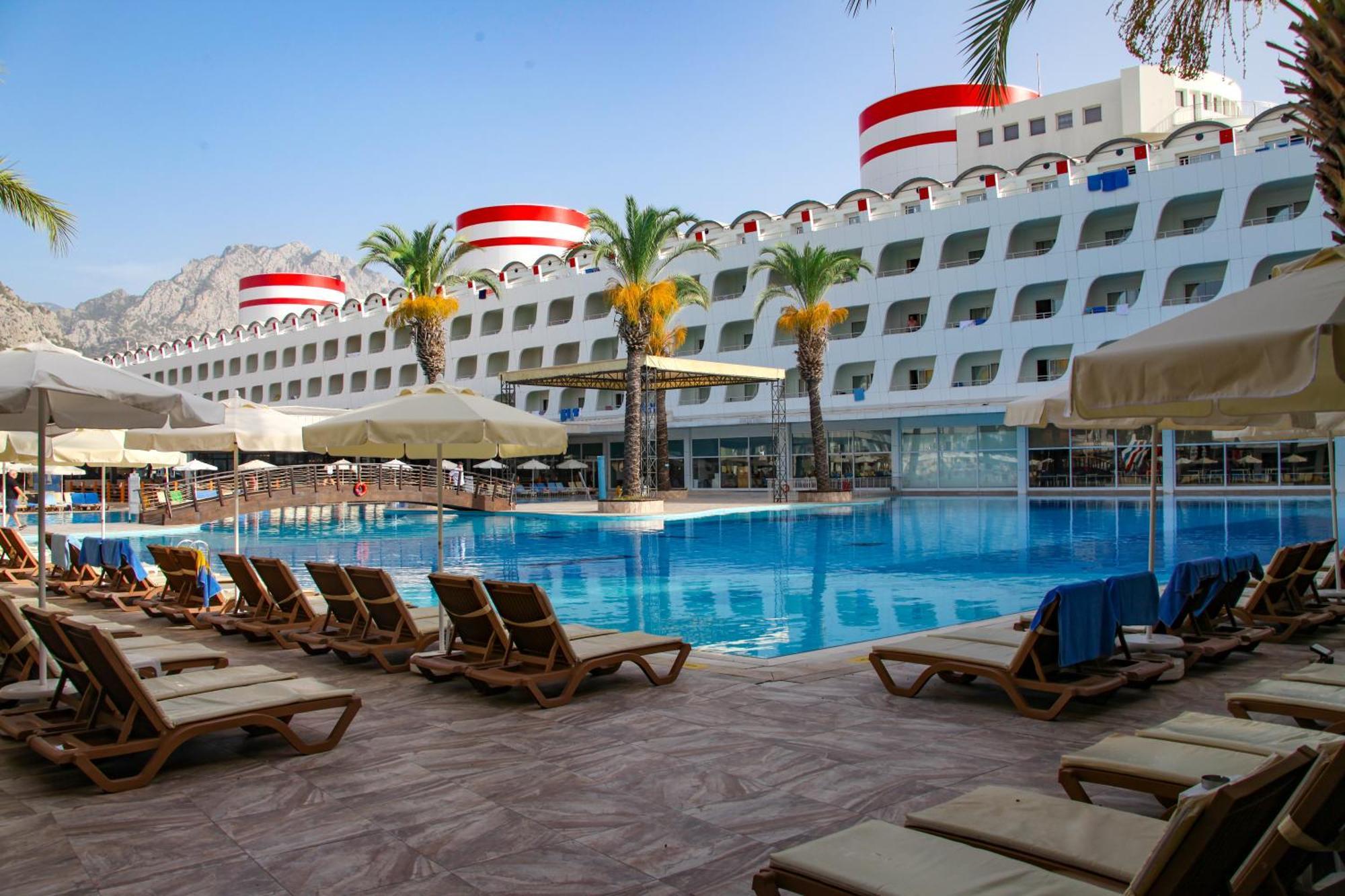 Transatlantik & Hotel