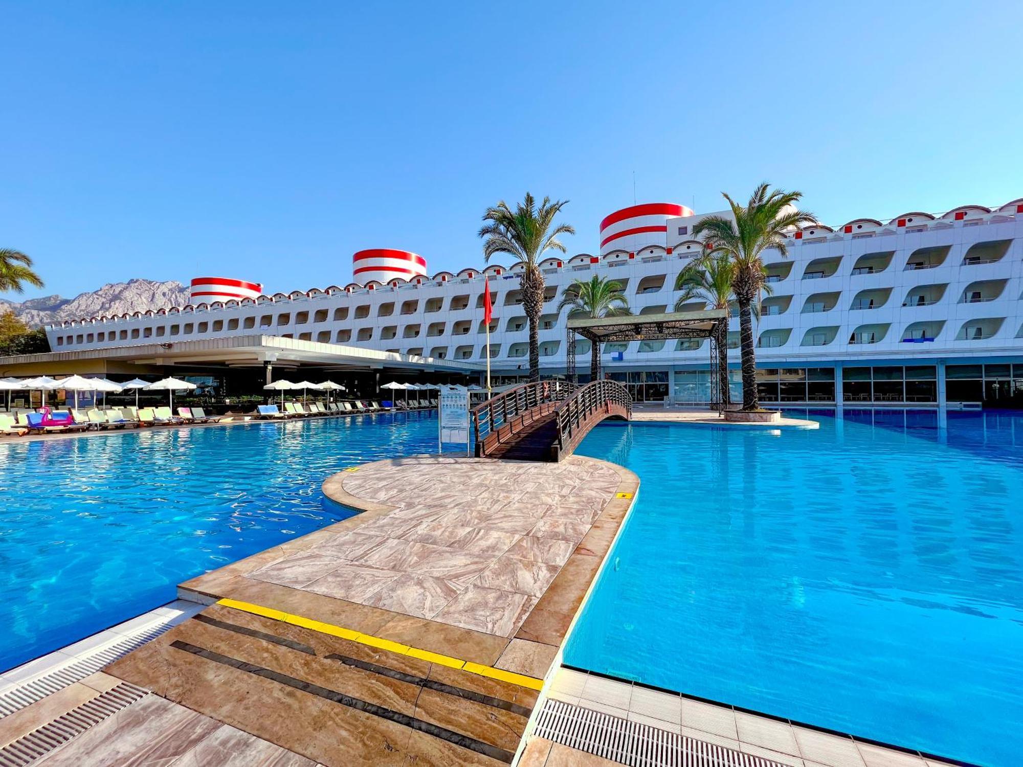 Transatlantik & Kemer